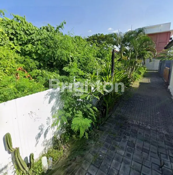 image VILLA 1 LANTAI SEMI FURNISHED DENGAN SWIMMING POOL DILINGKUNGAN YANG TENANG DAN NYAMAN LOKASI STRATEGIS (5)