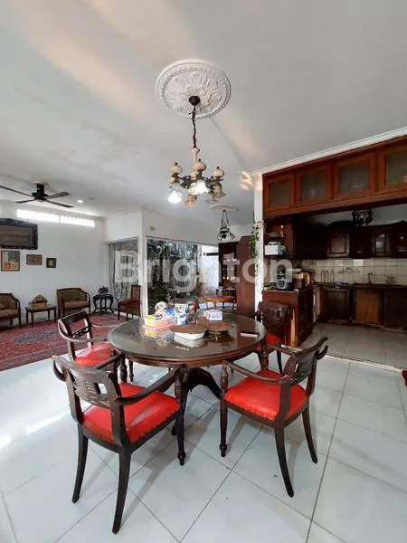 image DIJUAL RUMAH 1,5 LANTAI DENGAN WARKOP DI BINTARO, JAKARTA SELATAN (4)
