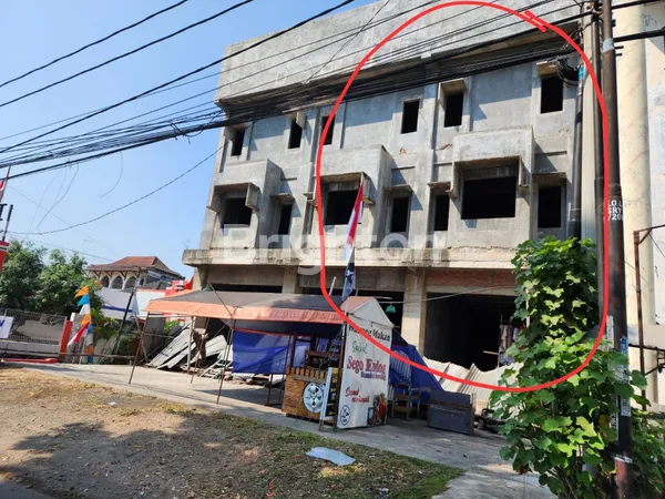 image RUKO 4 LANTAI LOKASI LAWEYAN SURAKARTA SOLO  (1)