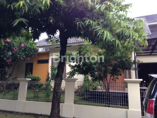 image DIJUAL RUMAH NYAMAN & ASRI DI KAWASAN ELITE KEMANG PRATAMA , BEKASI  (8)