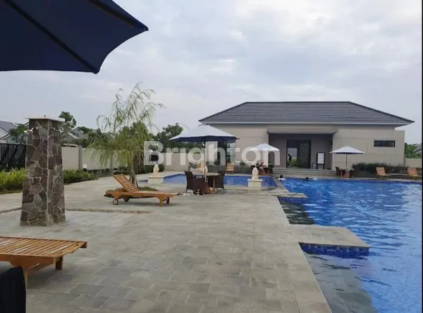 image RUMAH DI SUVARNA SUTERA CIKUPA TANGERANG BANTEN (2)