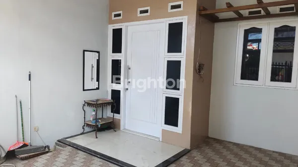 image RUMAH DI JALAN MEDAYU RUNGKUT SURABAYA TIMUR  (1)