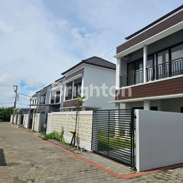 image RUMAH 2 LANTAI 3 KAMAR TIDUR DIJIMBARAN COCOK HUNIAN PRIBADI JANGKA PANJANG (2)