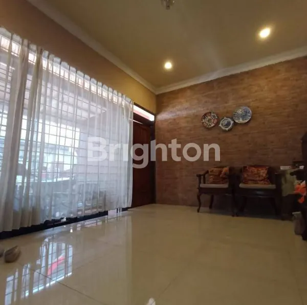 image RUMAH 1 LANTAI BRATANG GEDE DEKAT RAYA NGAGEL PUCANG (1)