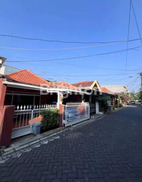 image RUMAH 1 LANTAI BRATANG GEDE DEKAT RAYA NGAGEL PUCANG (4)