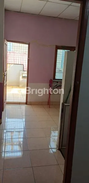 image RUKO 2,5 LANTAI JELAMBAR COCOK UNTUK TINGGAL DAN USAHA / KANTOR (4)