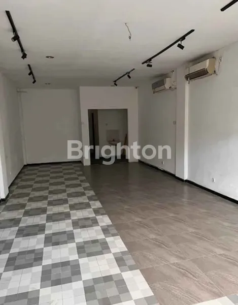 image RUKO KLAMPIS 3 LANTAI COCOK UNTUK RESTO, KANTOR DLL, SIAP PAKAI (5)