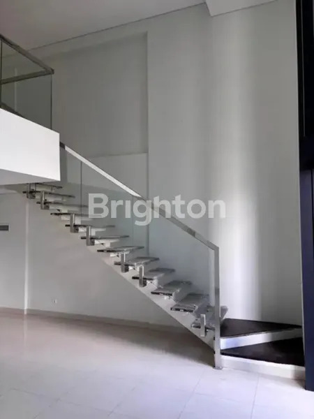 image SOHO VIELOFT CIPUTRA WORLD (3)