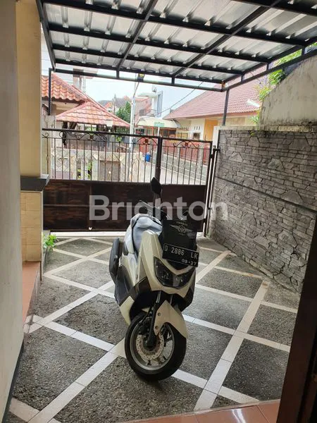 image RUMAH CANTIK STRATEGIS   BUAH BATU BANDUNG (3)