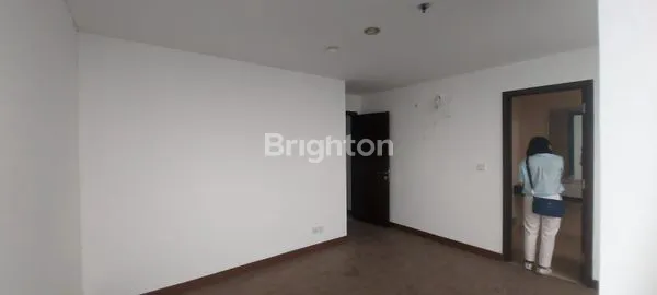 image DISEWA SEGERA APARTEMEN AKR GALLERY WEST 2BR (UNFURNISHED) (5)