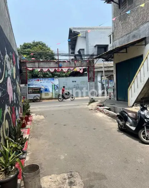 image RUMAH KONTRAKAN 3 PINTU + 2 KIOS USAHA SHM – CENGKARENG, JAKARTA BARAT (7)