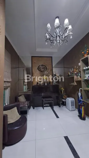 image RUMAH BAGUS SIAP HUNI FULLY FURNISH DI CLUSTER RUBY SUMMARECON SERPONG (3)