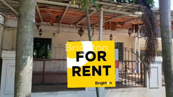 RUMAH DISEWA LOKASI STRATEGIS