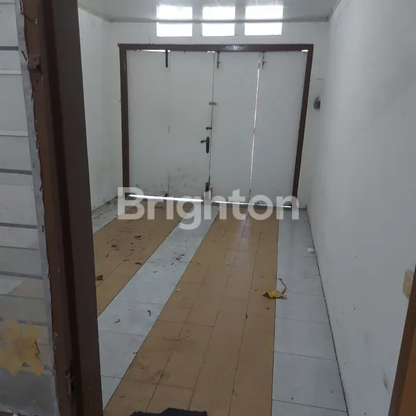 image *RUMAH MINIMALIS 1 LANTAI DI SUTOREJO, LOKASI STRATEGIS, LINGKUP PERUMAHAN, 5 MENIT KE RAYA MULYOSARI, KAMPUS ITS (NON FURNISHED)* (2)