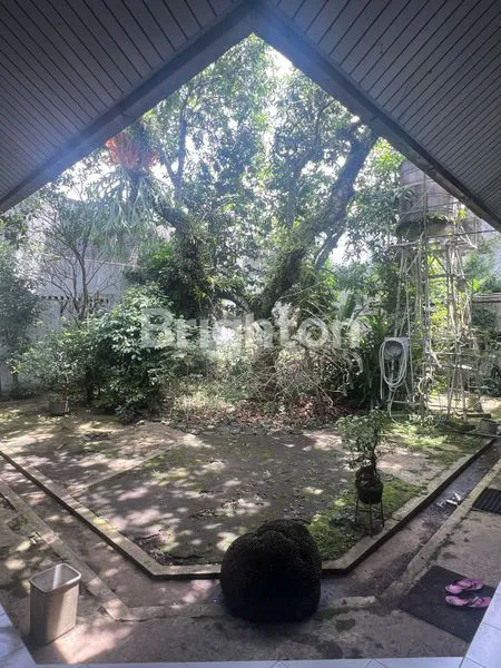 image RUMAH MEWAH 3+1 KT DI TIDAR ATAS (8)