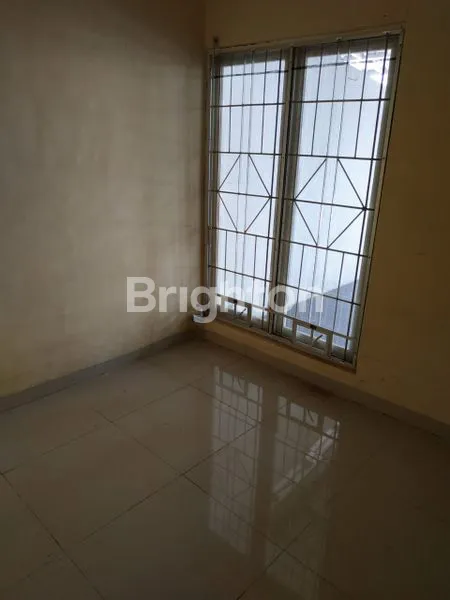 image RUMAH SIAP HUNI DI SIDOARJO PERUMAHAN THE TAMAN DHIKA (5)