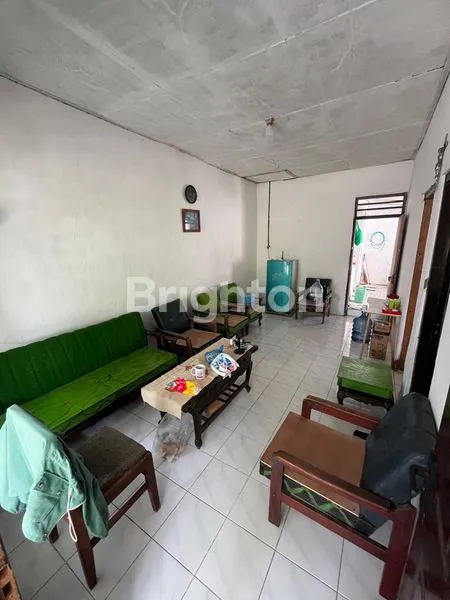 image *RUMAH MINIMALIS 1 LANTAI DI BHASKARA, LOKASI STRATEGIS, LINGKUP PERUMAHAN, 5 MENIT KE RAYA MULYOSARI, KAMPUS ITS (FULL FURNISHED)* (3)