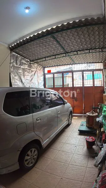 image RUMAH 3,5 LT JELAMBAR DKT DUTAMAS 1M AN JAKARTA BARAT (4)