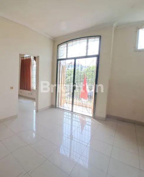 image RUMAH 2 LANTAI SIAP HUNI SEMANAN JAKARTA BARAT (2)