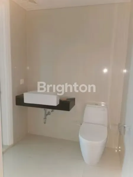 image SOHO VIELOFT DEKAT CIPUTRA WORLD, DEKAT UWKS (6)