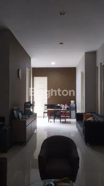 image RUMAH MANYAR MINIMALIS SIAP HUNI (2)