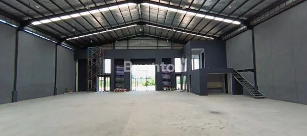 image GUDANG 1 LANTAI RAYA PILANG WONOAYU SIDOARJO \\\" SEHATI INDUSTRI PARK \\\" CIAMIK POL (3)