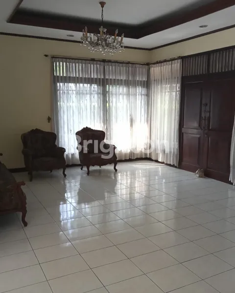 image RASAKAN KETENANGAN SEJATI DI RUMAH MEGAH PASAR MINGGU SELUAS 739 M² (3)