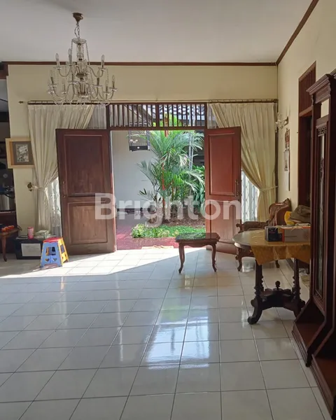 image RASAKAN KETENANGAN SEJATI DI RUMAH MEGAH PASAR MINGGU SELUAS 739 M² (6)