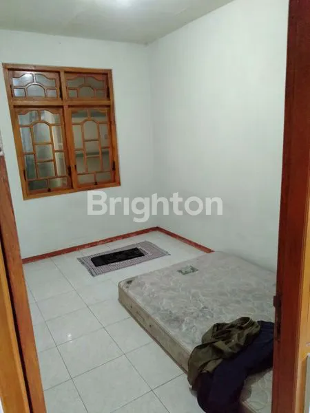 image RUMAH ISTIMEWA 2 LANTAI DI TENGAH KOTA JOMBANG (3)