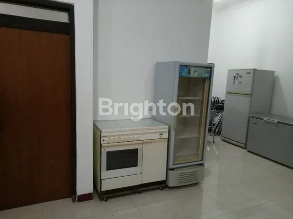 image DIJUAL RUMAH BESAR STRATEGIS PONDOK NIRWANA (3)