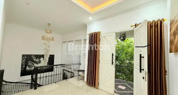 image TURUN HARGA RUMAH HOOK MEWAH CANTIK SIAP HUNI  GALAXY JAKASETIA BEKASI (4)