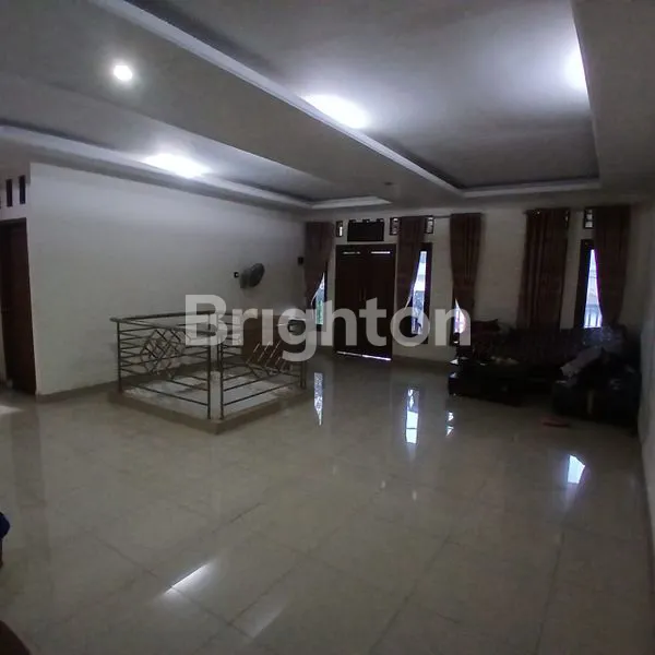 image RUMAH 2 LANTAI BESAR DAN CANTIK, GRIYA PERSADA TAMBUN BEKASI (2)