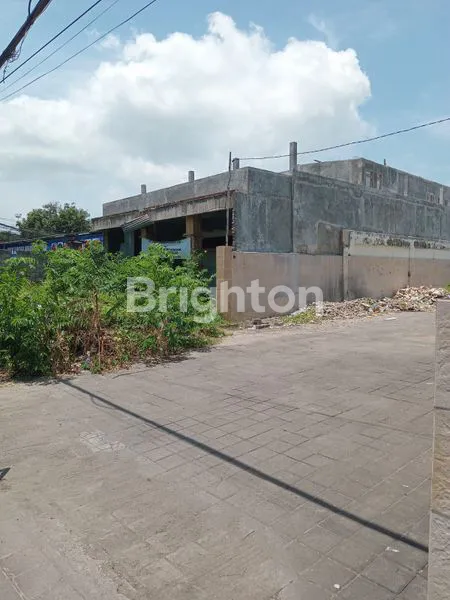 image TANAH LUAS 800M² DI JALAN RAYA TUBAN (3)