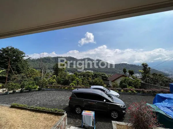 image VILLA MEWAH JALAN FLAMBOYAN KOTA BATU (4)