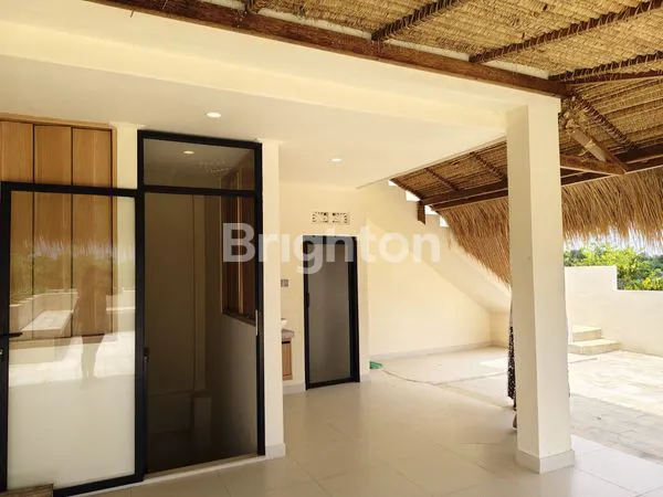 image VILLA MEWAH 4 LANTAI, ROOFTOP LUAS (5)