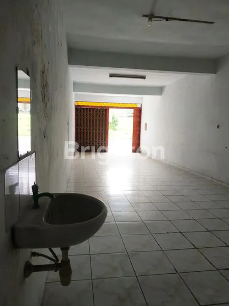 image RUKO 2 LANTAI, SIAP PAKAI, SEBERANG RST. SOEPRAOEN, SUKUN, MALANG KOTA, JAWA TIMUR (3)