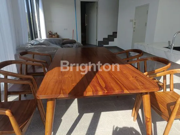 image DISEWAKAN VILLA 2 LANTAI DI SESEH – FASILITAS LENGKAP DAN LOKASI STRATEGIS\N (5)