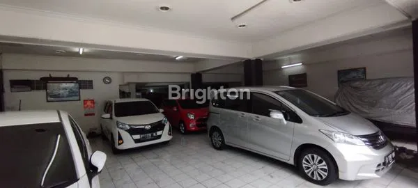 image SHOWROOM STRATEGIS 350M² DI BOGOR (6)
