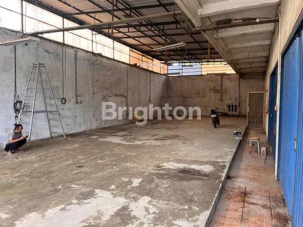 image GUDANG STRATEGIS LT 300M² DI LEGOK (6)