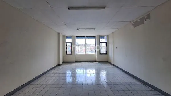 image DI SEWA RUKO LANTAI 2 DAN 3 DI GADING SERPONG TANGERANG. (2)