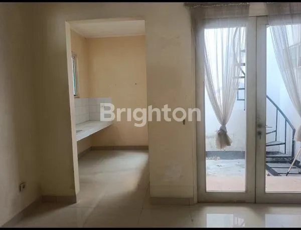 image RUMAH 2 LANTAI DI PURI MANSION, JAKARTA BARAT (4)