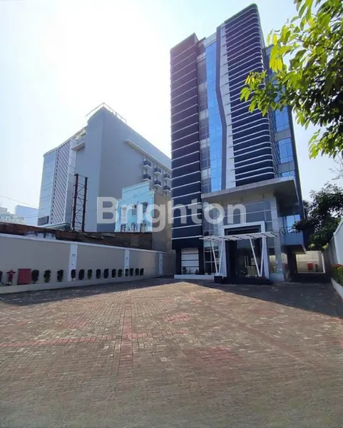 image GEDUNG 7 LANTAI PASAR MINGGU JAKARTA SELATAN (1)