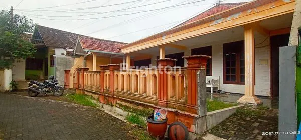 image RUMAH + KOS LUAS DI JUNREJO BATU (8)
