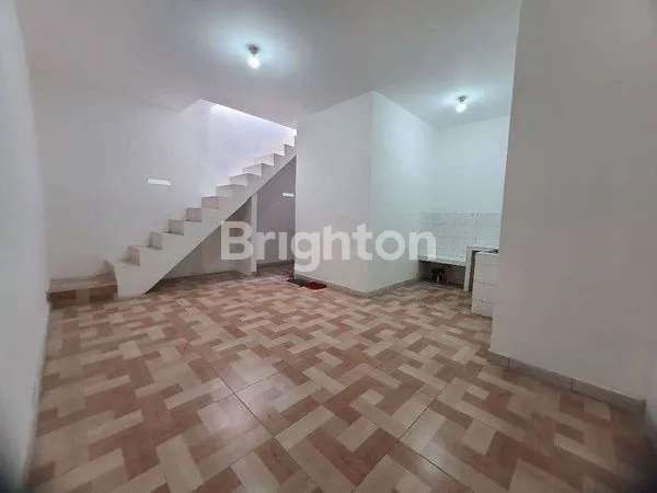 image RUMAH ANGGASWANGI SUKODONO BAGUS HUNIAN NYAMAN (3)