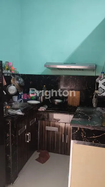 image RUMAH SIAP HUNI 10X15 DI GRIYA MARTUBUNG TAHAP 1, DEKAT ISLAMIC CENTER & ALUN-ALUN WARNA WARNA – FULL GRANIT, 3 KAMAR TIDUR (5)