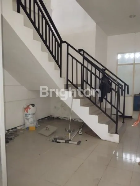 image RUKO 3 LT TEPI JALAN PONTIANAK KOTA (3)