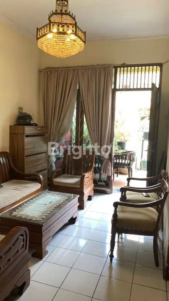 image RUMAH 2 LANTAI LT 100M² DI UTAN KAYU (2)