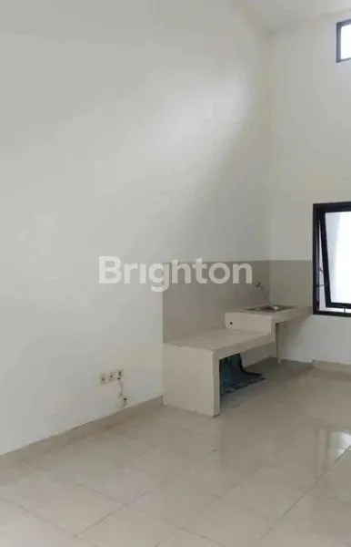 image RUMAH 3KT DI CLUSTER GRAHA RAYA BINTARO (6)