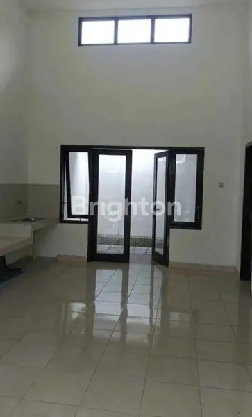 image RUMAH 3KT DI CLUSTER GRAHA RAYA BINTARO (4)