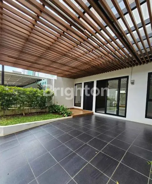 image HUNIAN MEWAH PESANGGRAHAN 2 LANTAI (4)